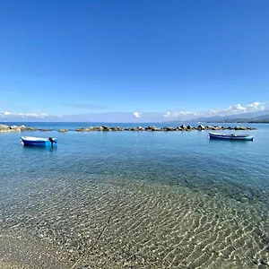  Appartamento La Baia Del Raìs Italia